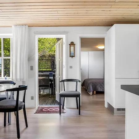 Welma - 200m From The Sea By Interhome